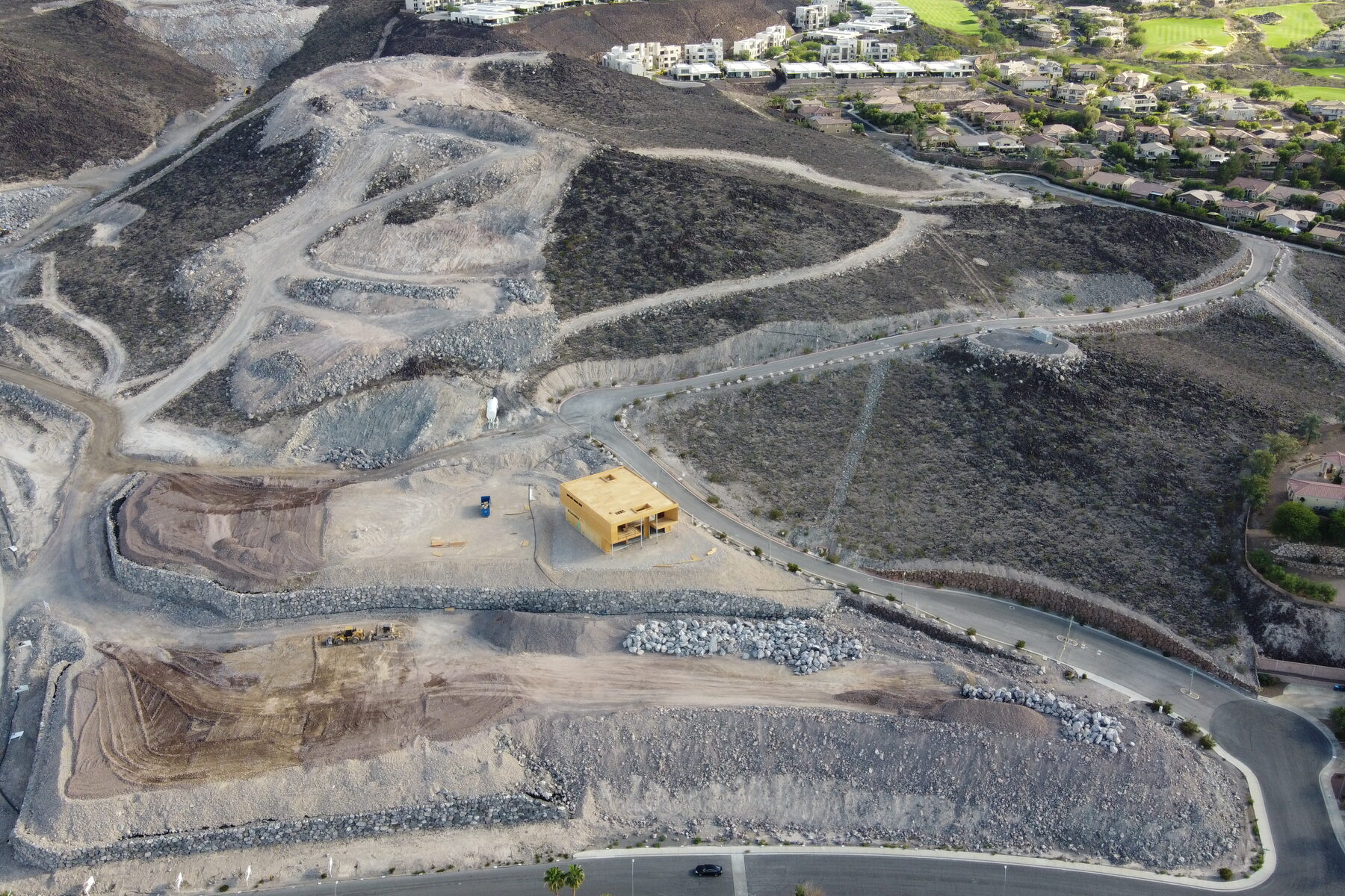 Neo under construction, Henderson - stage 2 of 7